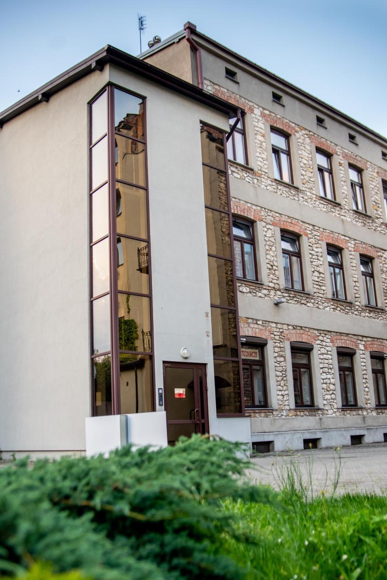 Apartments Czestochowa - Sloneczna Kamienica Exterior photo
